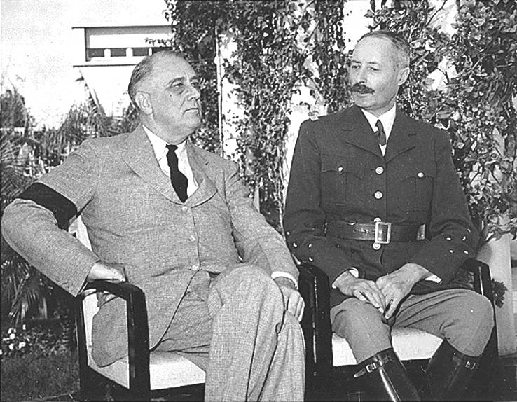 le gnral Giraud et Roosevelt  Casablanca Janvier 1943