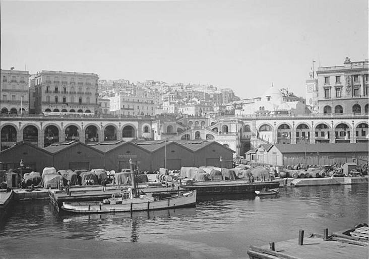 la place du cheval et les quais nord